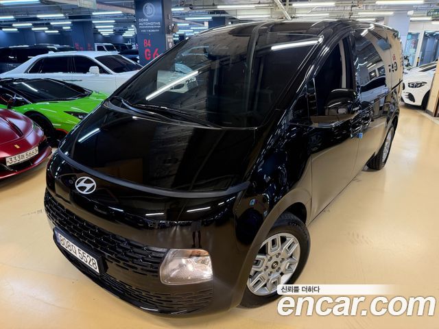 Hyundai Staria 2025