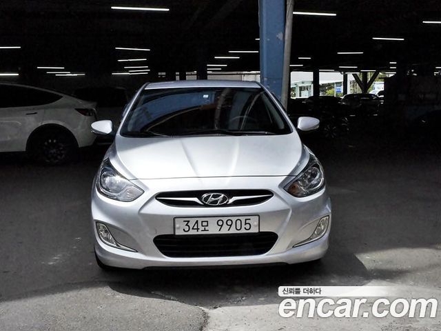 Hyundai Accent 2013