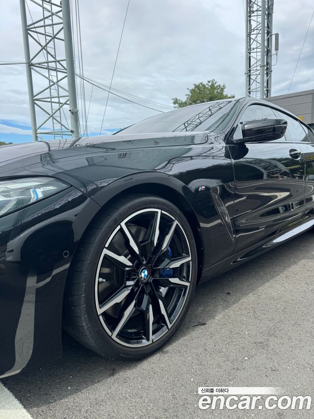 BMW 8-Series 2024