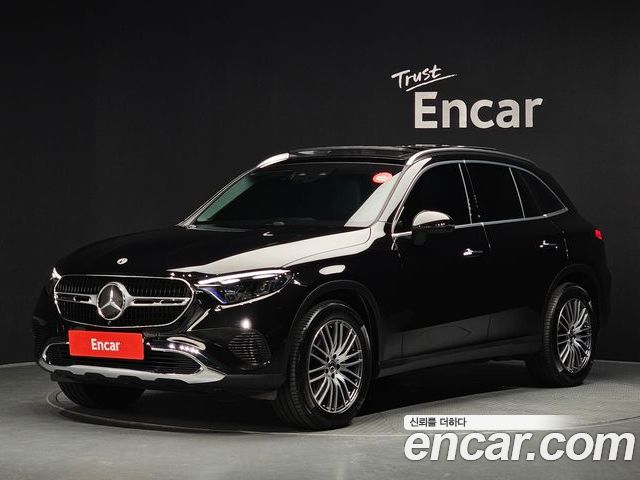 Mercedes-Benz GLC-Class 2025