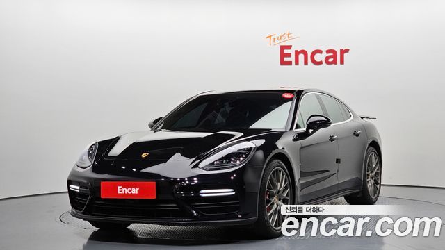 Porsche Panamera 2018