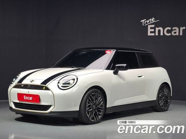 Mini Cooper 2024