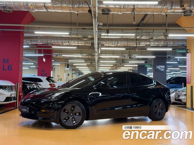 Tesla Model 3 2022