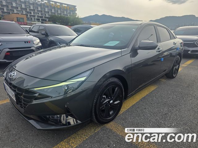 Hyundai AVANTE 2022