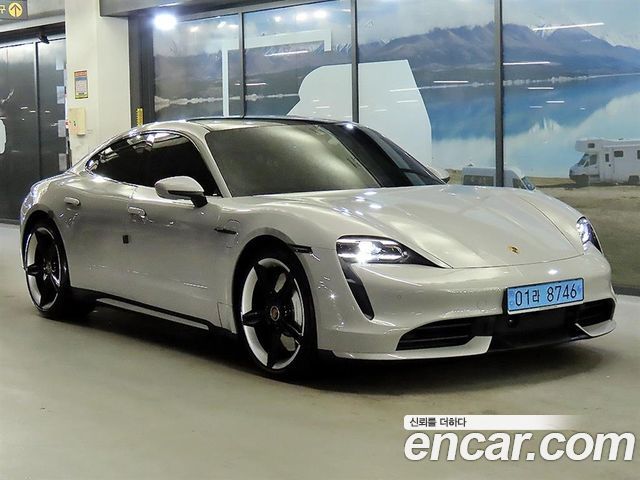 Porsche Taycan 2024