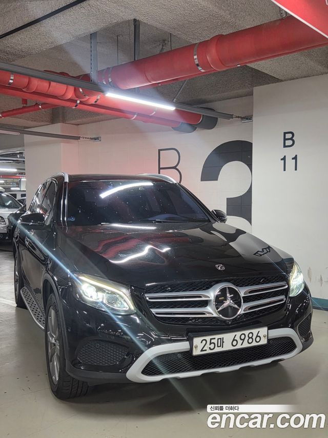 Mercedes-Benz GLC-Class 2018