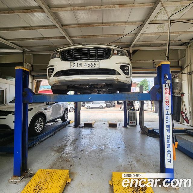 Kia Canival 2018