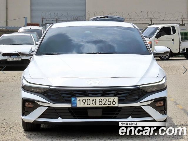 Hyundai AVANTE 2023