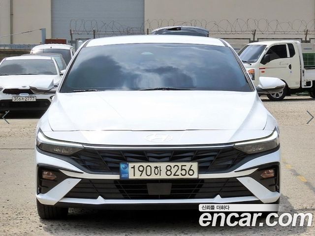 Hyundai AVANTE 2023