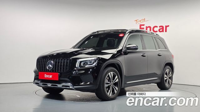 Mercedes-Benz GLB-Class 2021