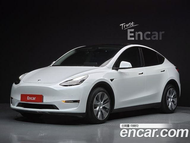 Tesla Model Y 2021