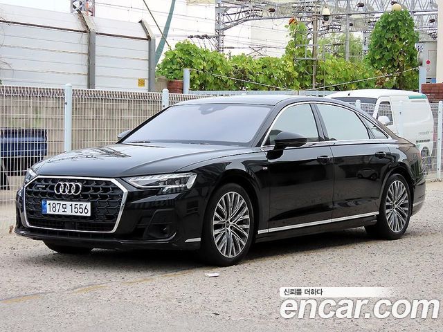 Audi A8 2022