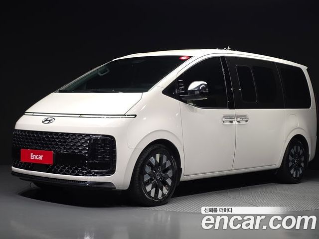 Hyundai Staria 2022