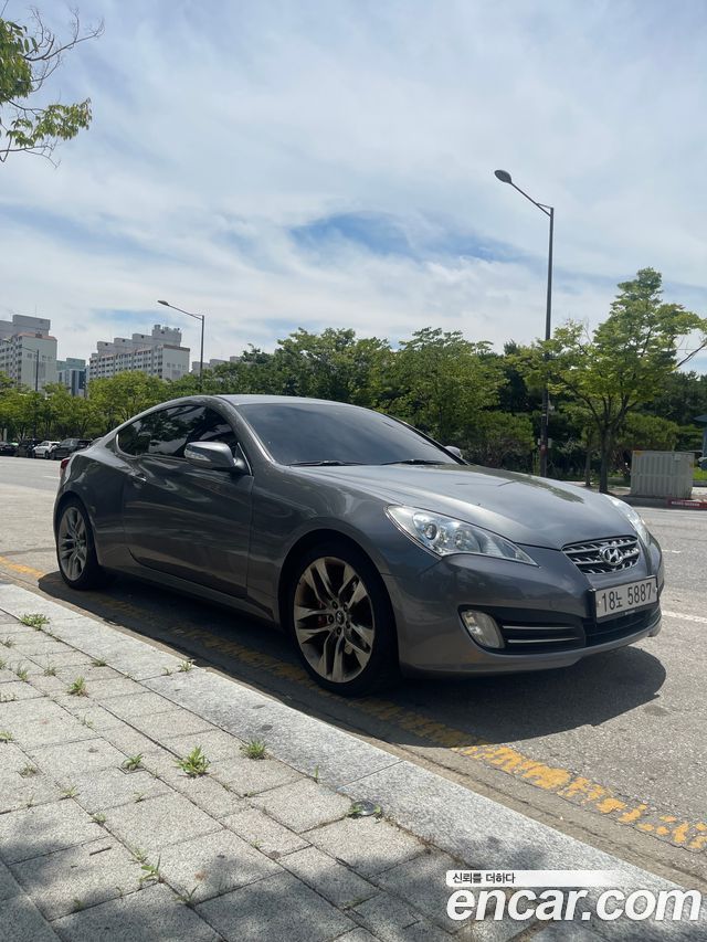 Hyundai Genesis 2009