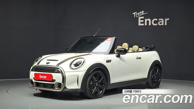 Mini Cooper Convertible 2023