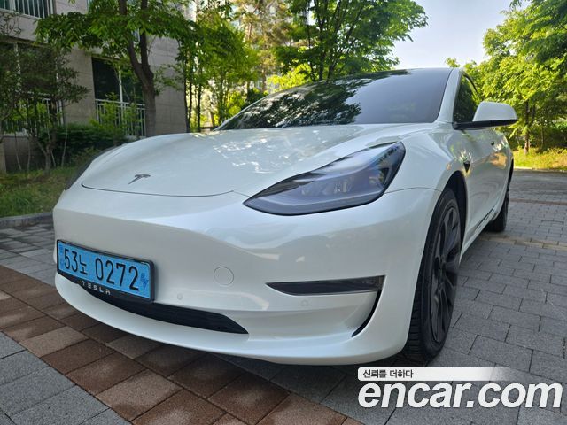 Tesla Model 3 2022