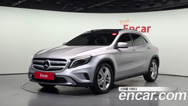 Mercedes-Benz GLA-Class 2016