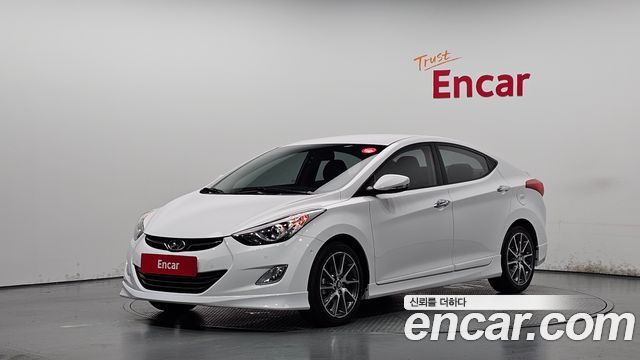 Hyundai AVANTE 2013