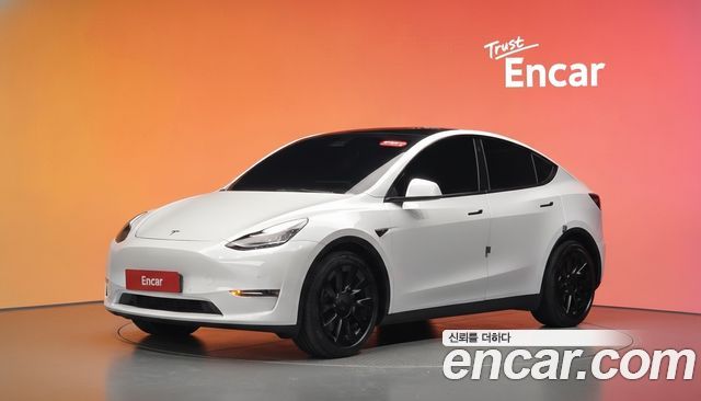 Tesla Model Y 2022