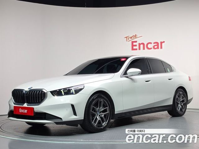 BMW 5-Series 2025