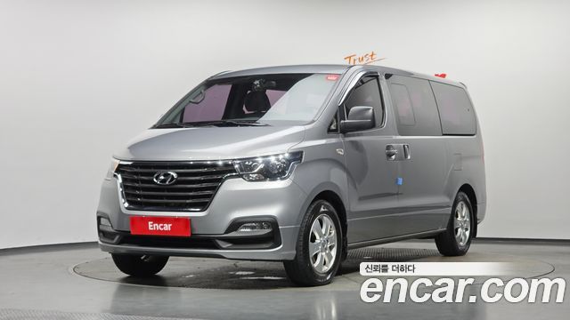 Hyundai Starex 2018