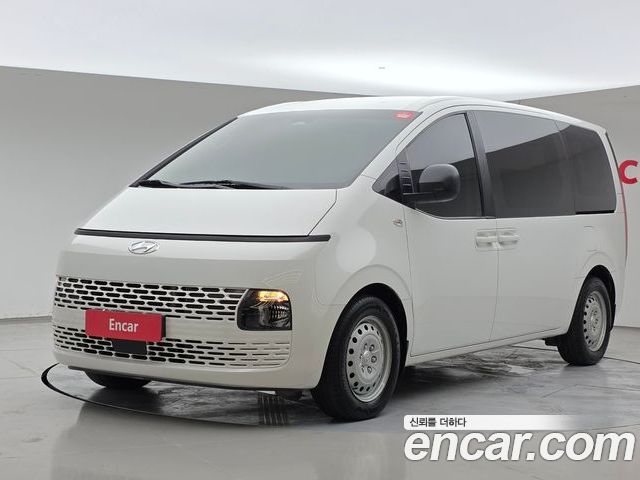Hyundai Staria 2022