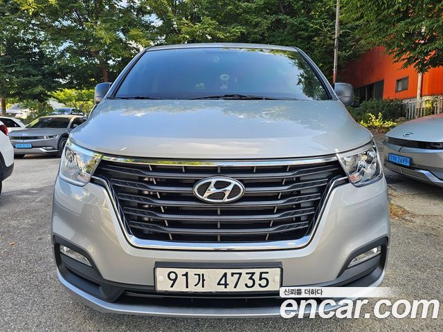 Hyundai Starex 2021