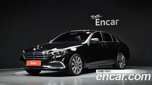 Mercedes-Benz E-Class 2023