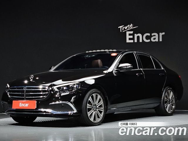 Mercedes-Benz E-Class 2023