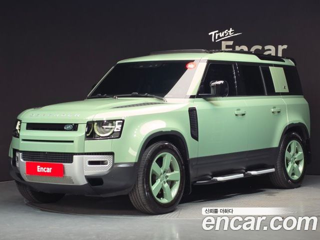 Land Rover Defender 2023