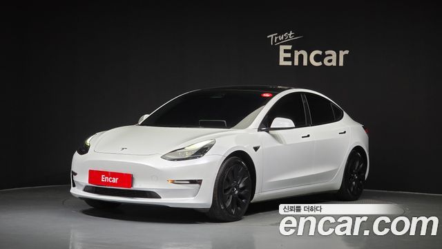 Tesla Model 3 2022