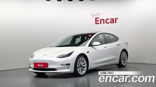 Tesla Model 3 2022