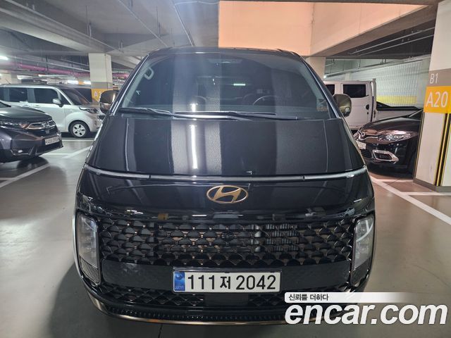 Hyundai Staria 2025