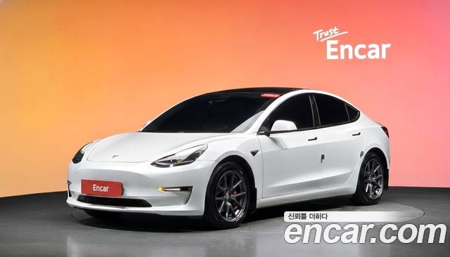 Tesla Model 3 2021