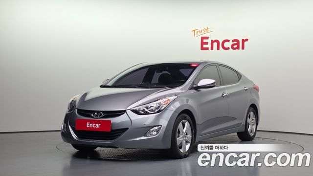 Hyundai AVANTE 2013
