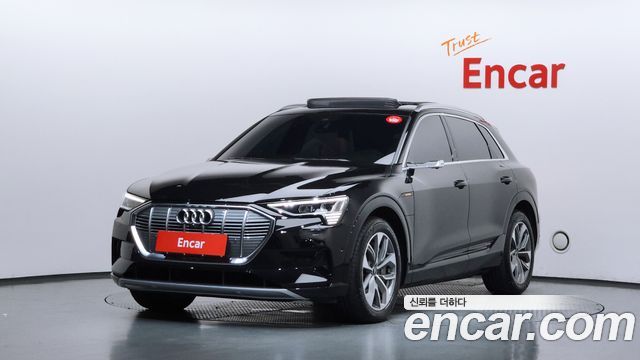 Audi e-tron 2023