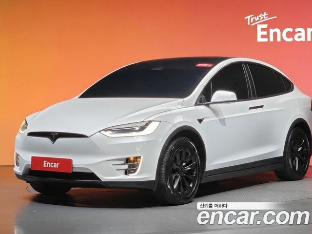 Tesla Model X 2020
