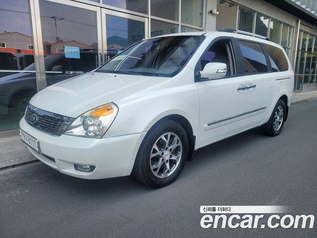 Kia Canival 2013