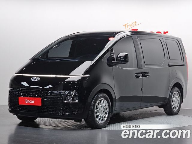 Hyundai Staria 2021