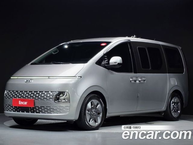 Hyundai Staria 2023