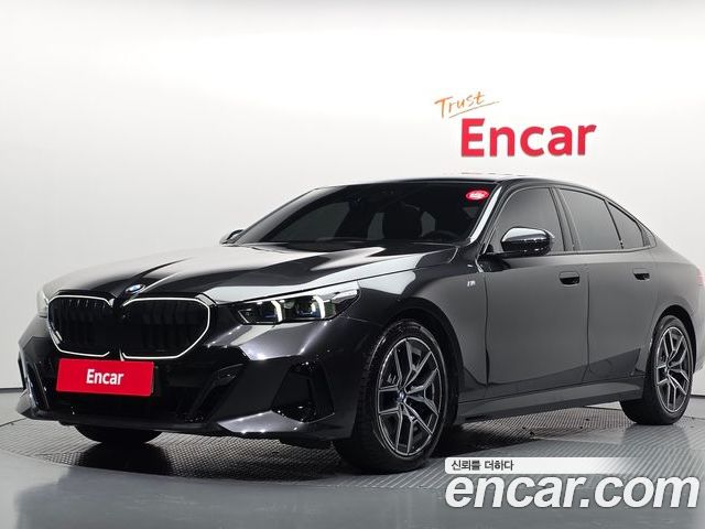 BMW 5-Series 2025