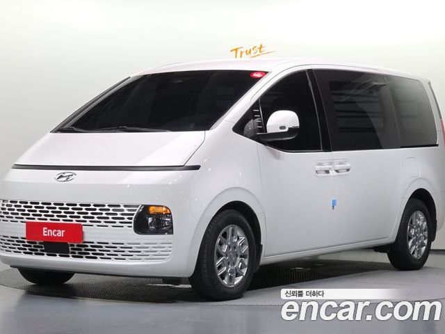 Hyundai Staria 2022