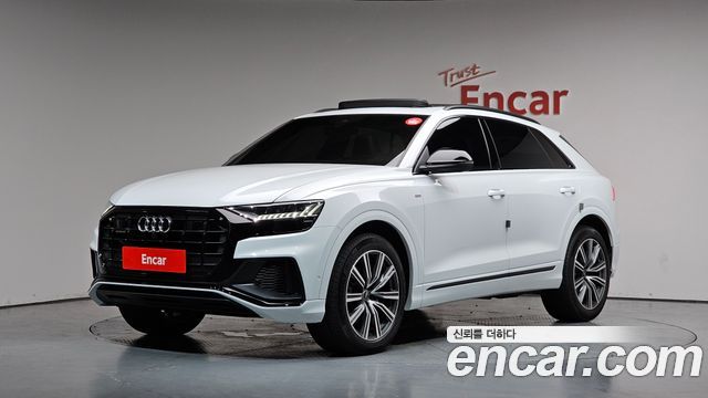 Audi Q8 2021