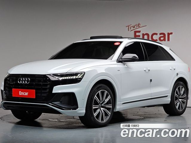 Audi Q8 2021