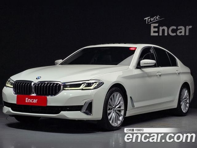 BMW 5-Series 2023