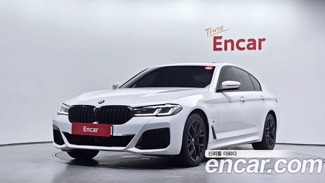 BMW 5-Series 2021