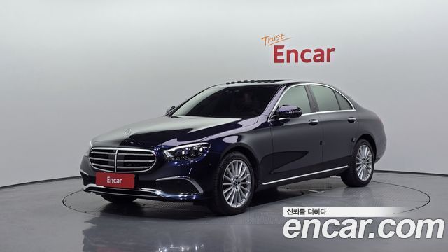Mercedes-Benz E-Class 2022