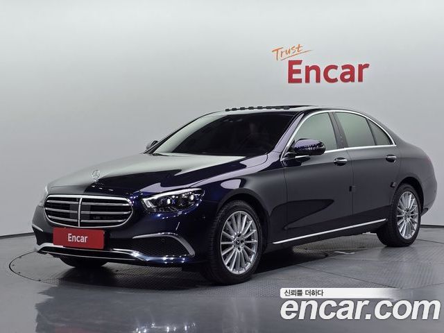 Mercedes-Benz E-Class 2022