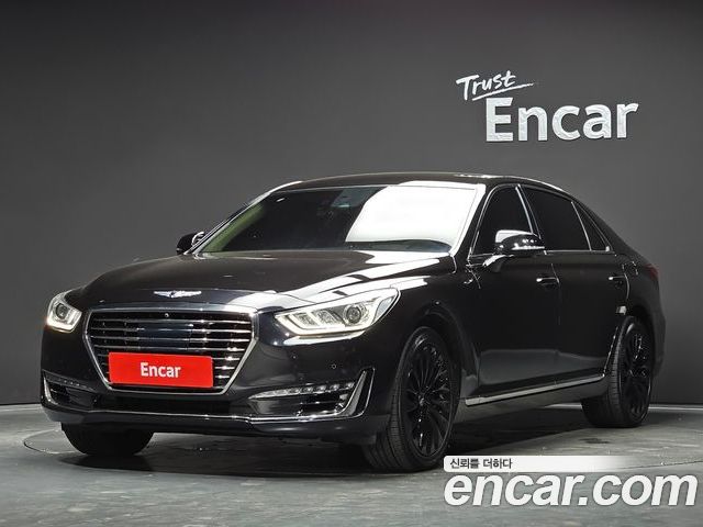Genesis EQ900 2017