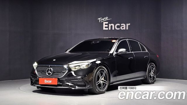 Mercedes-Benz E-Class 2024